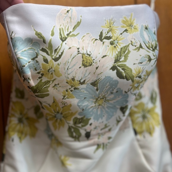 Floral Strapless Dress - Picture 3 of 8